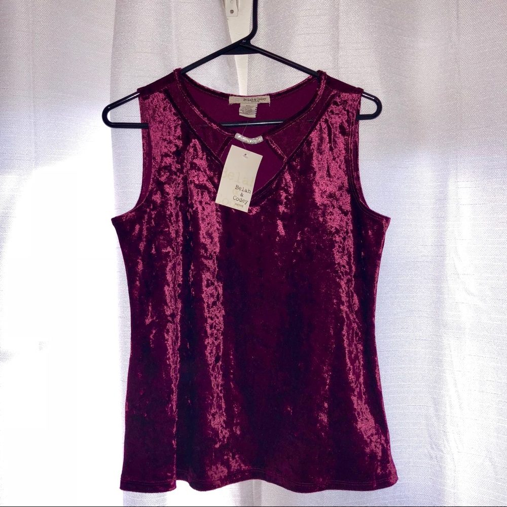 Belah & Codey maroon top NWT